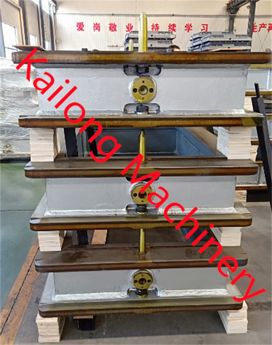 Otomatik Yüksek Basınçlı Kalıplama Hattı için Kum Döküm Metal Döküm Şişesi 0